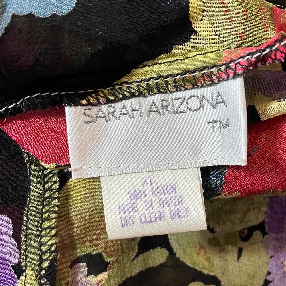 Elegant Floral A-Line Reversible full length dress - Picture 3 of 7